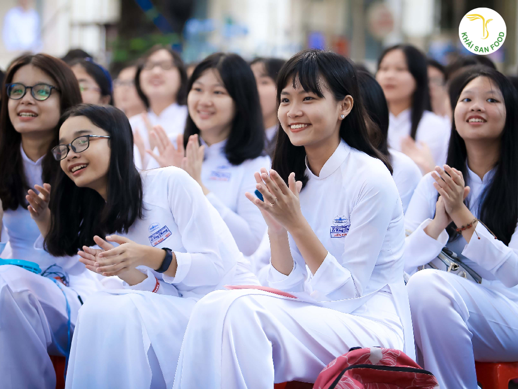 Bài thơ ý nghĩa về mùa tựu trường 