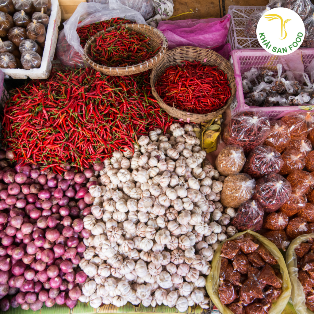 Khải San Food đồng hành cùng bạn trong từng bữa ăn, mang đến hương vị đậm đà, tinh tế và trọn vẹn yêu thương, bạn nhé!