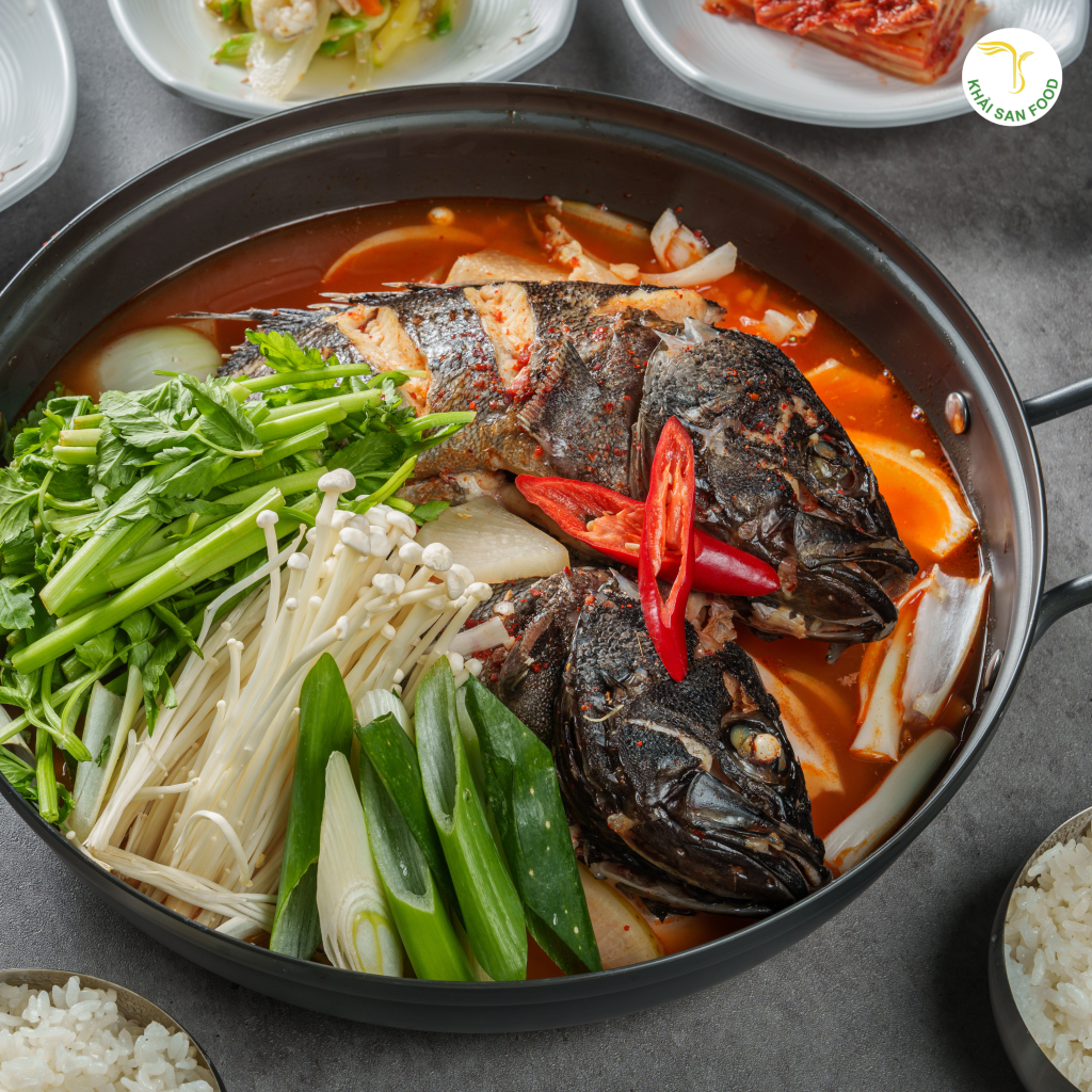 Để món chua tròn vị mà không bị quá gắt, bạn nên tuân theo trình tự như trên: chua – ngọt – mặn – thơm – cay