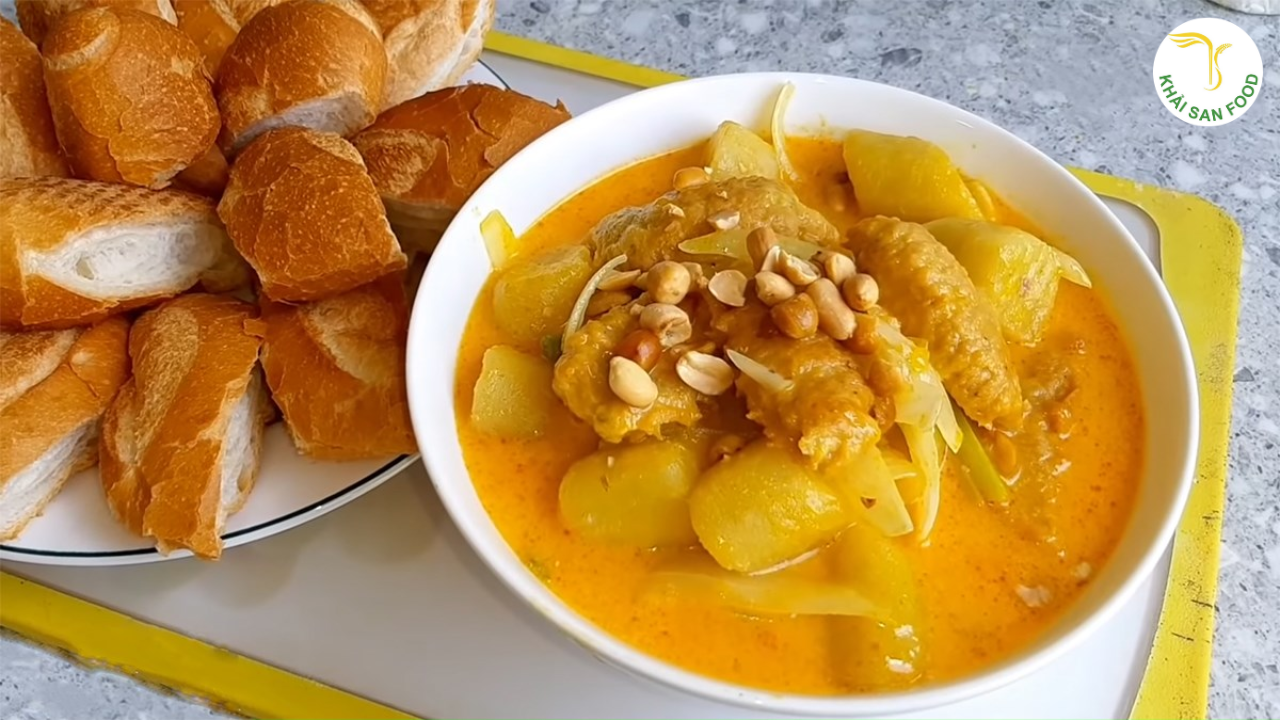 Món cà ri có bắt nguồn từ Ấn Độ