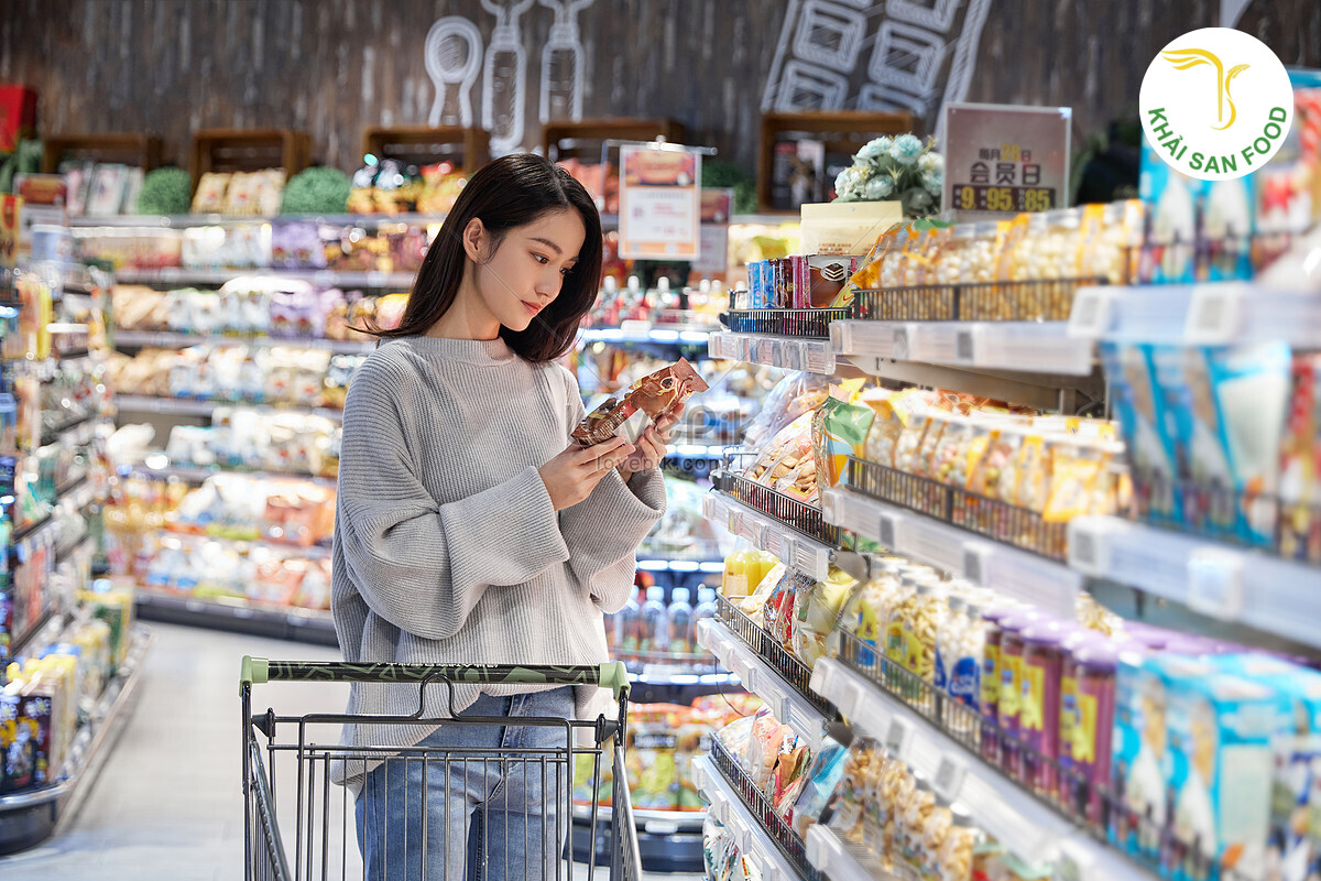 Bạn nên kiểm tra kỹ bao bì sản phẩm khi mua.