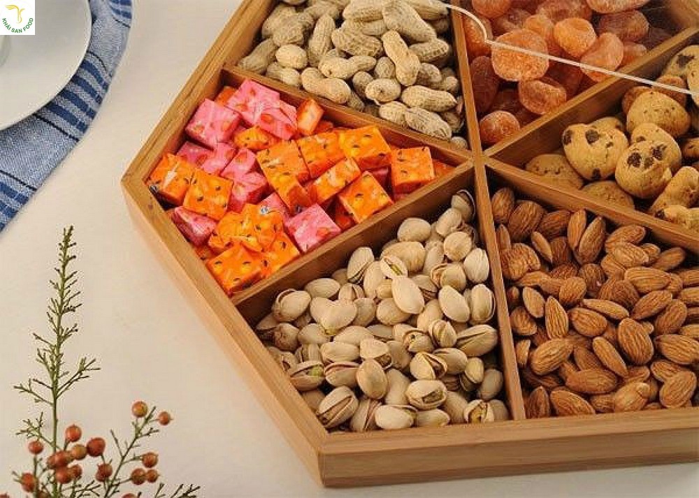 Bạn có thể chọn cách lấy sỉ bánh kẹo tết trực tiếp để đảm bảo nguồn hàng