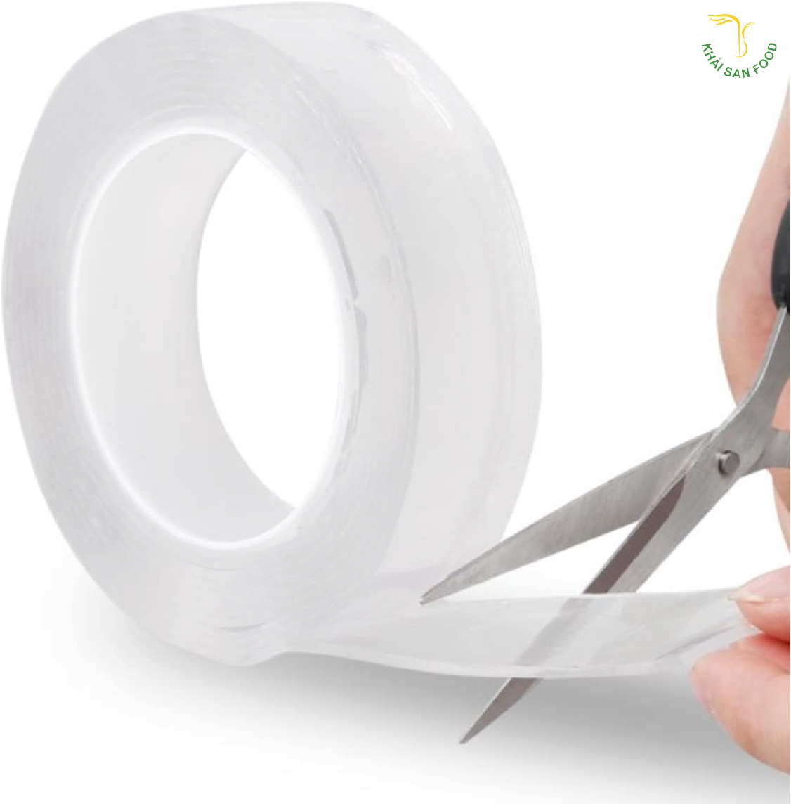 Kéo và băng keo cũng rất cần dùng để cắt dán