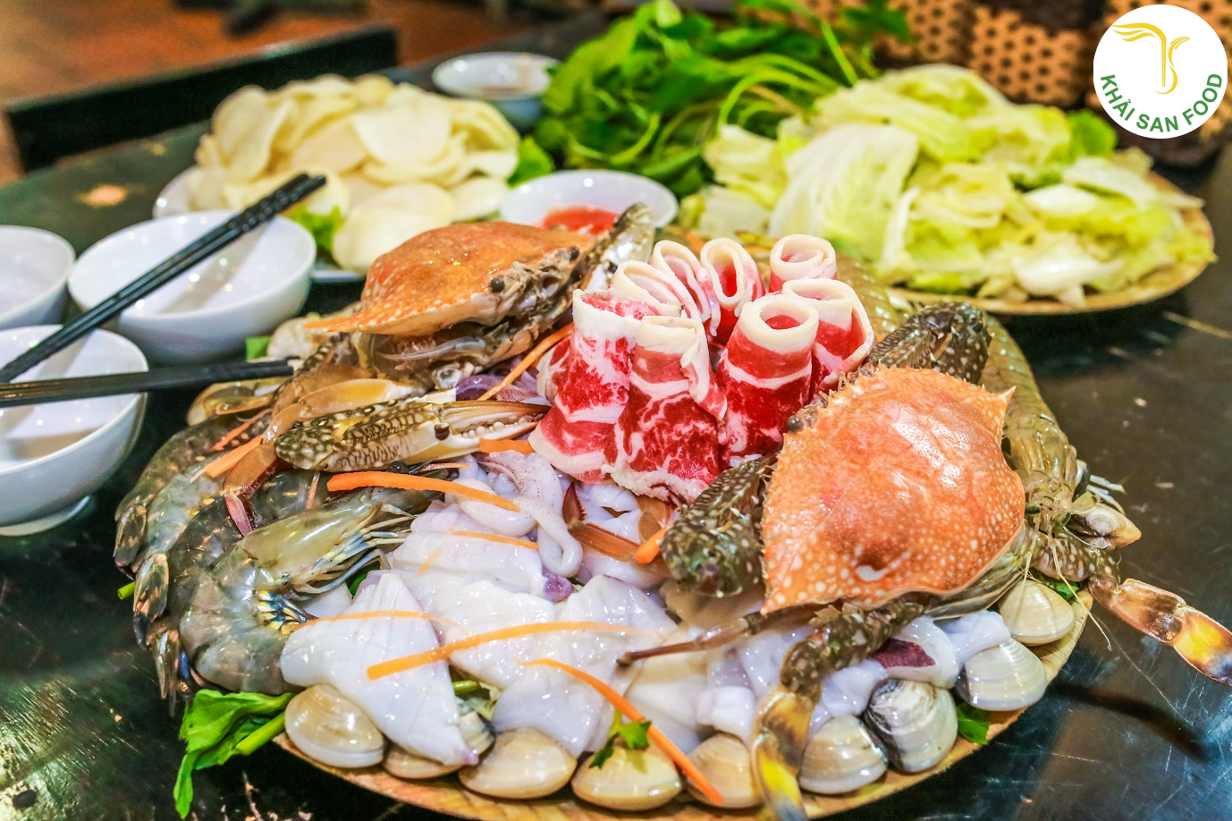 Lẩu hải sản – Sự kết hợp hoàn hảo giữa bia và hương vị tươi ngon