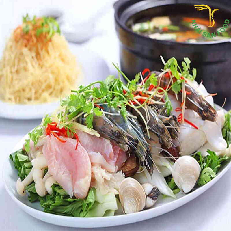 Đây là một số nguyên liệu cơ bản để nấu lẩu Thái hải sản. Tuy nhiên, bạn cũng có thể thêm hoặc thay đổi theo khẩu vị và sở thích riêng.
