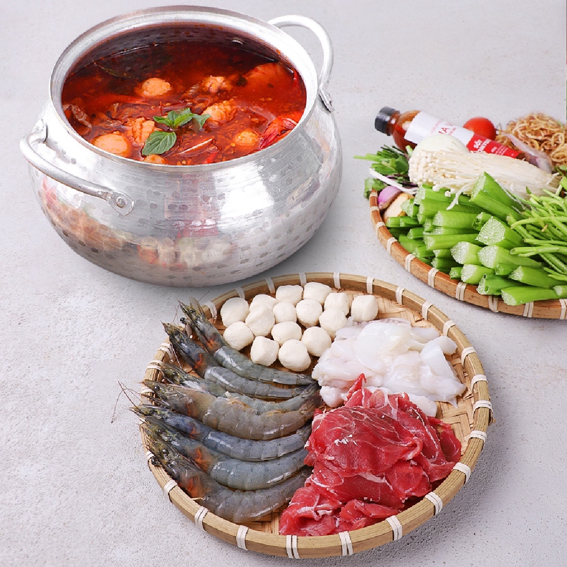 nguyên liệu nấu lẩu thái chua cay