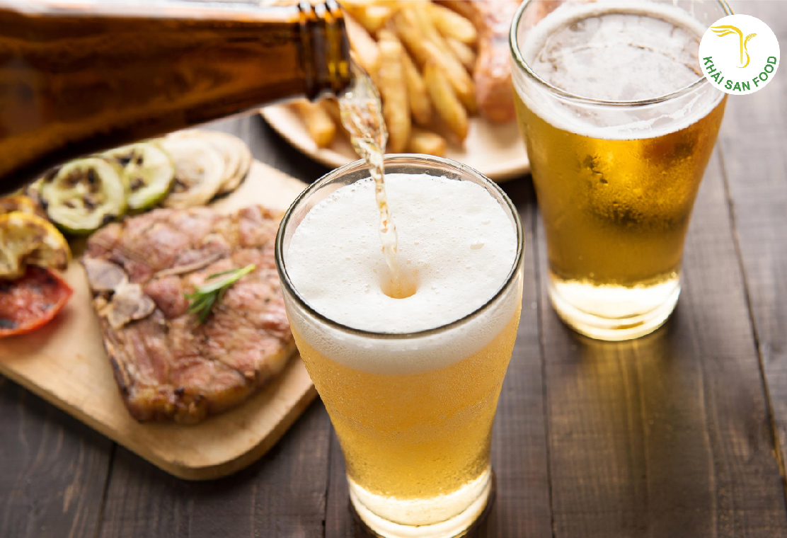 Bia và đồ nhậu luôn đi đôi, tạo hương vị trọn vẹn cho cuộc vui