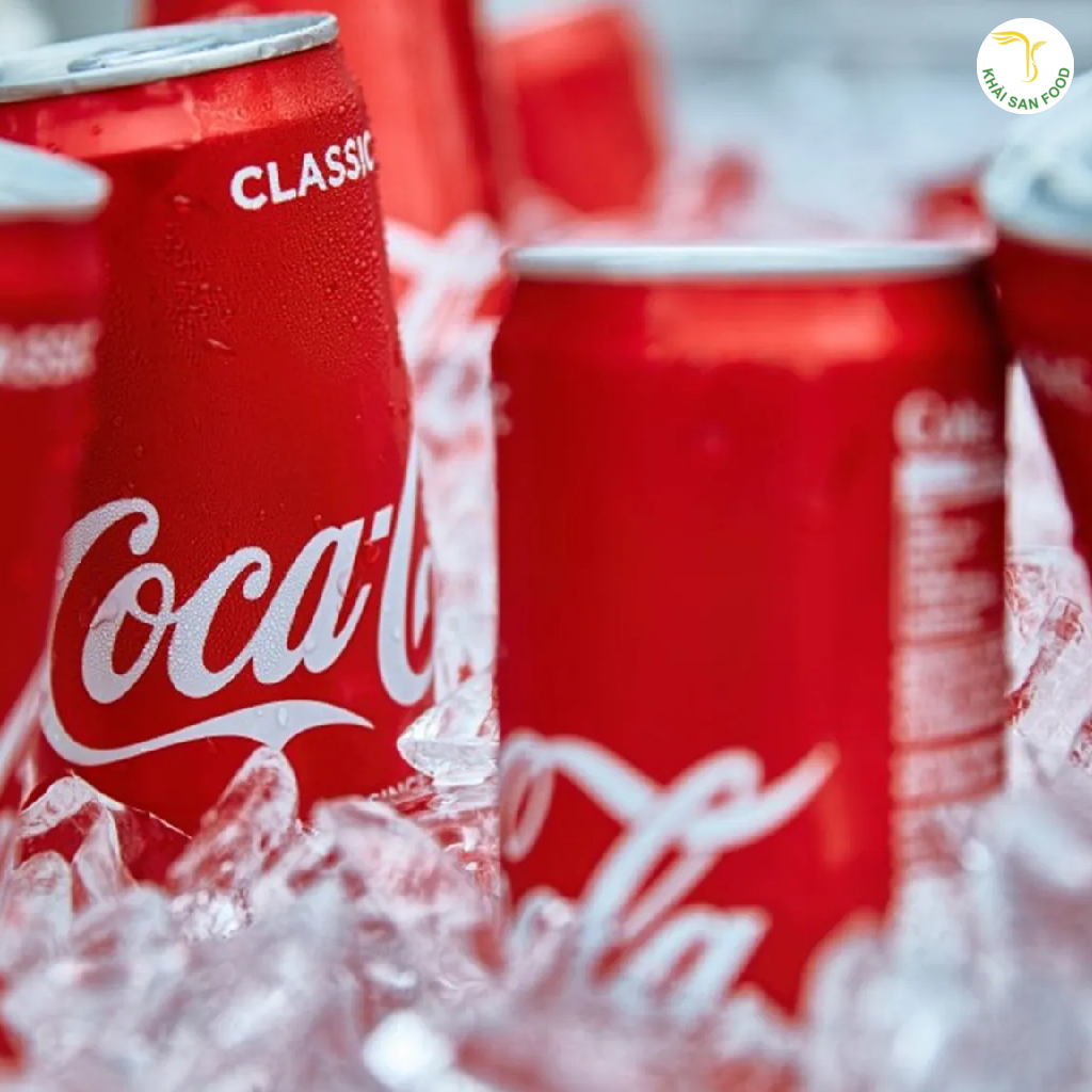 So với việc mua lẻ từng lon, mua nguyên thùng mang lại nhiều lợi ích rõ rệt