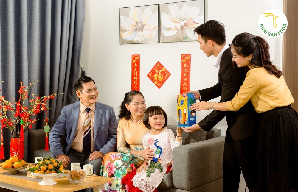 quà biếu bố mẹ