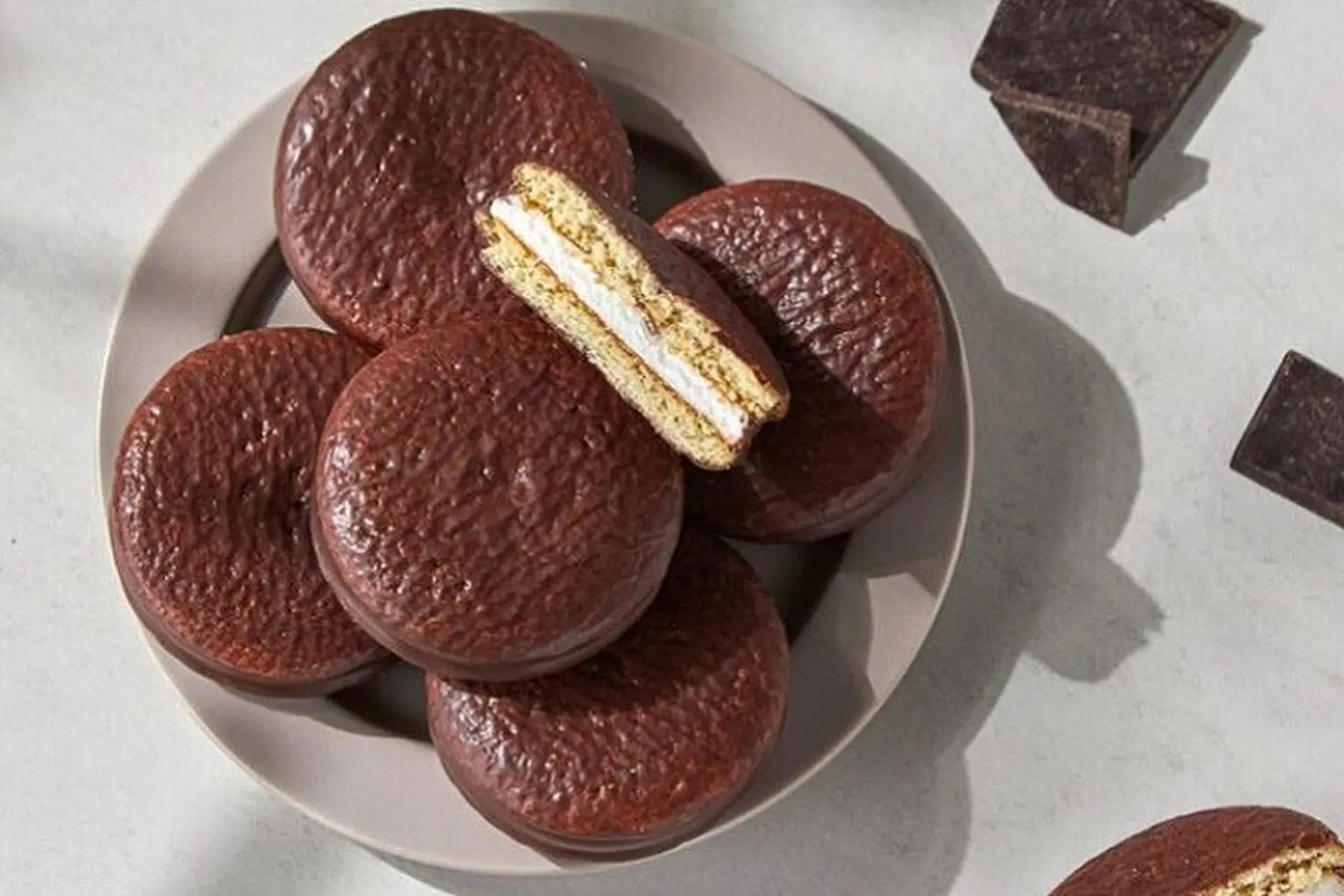 Bánh Chocopie Bao Nhiêu Calo? Cách Ăn Không Lo Béo
